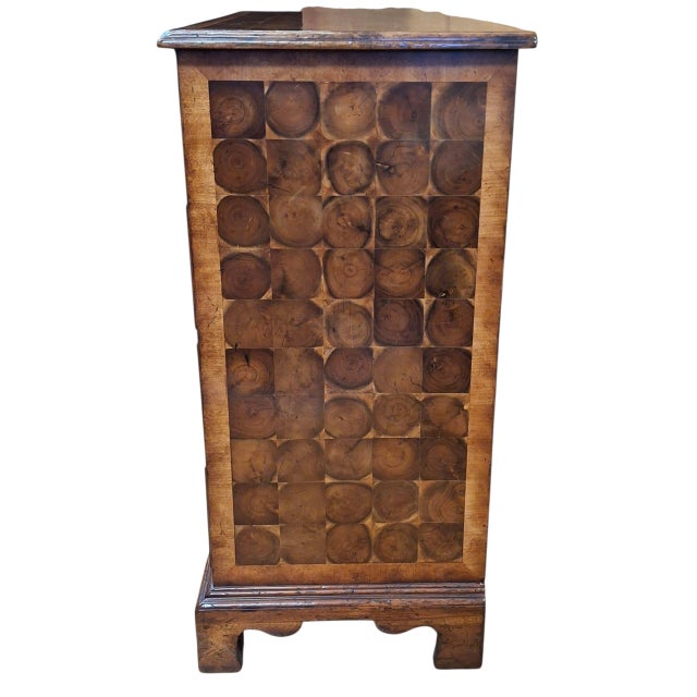 Traditional William and Mary Style Oyster Veneer Chest of Drawers For Sale - Image 3 of 12