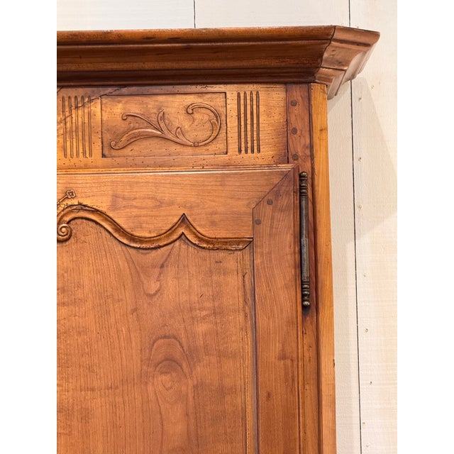 French Provincial Cabinet With Carved Detail For Sale - Image 13 of 17
