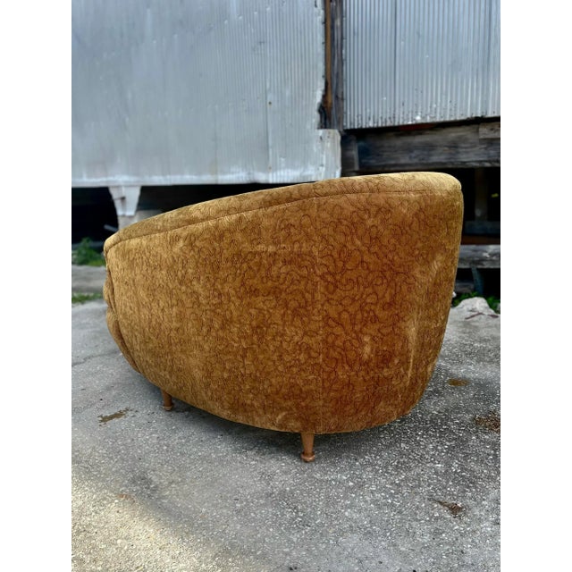 Late 20th Century Modern Settee Chaise Upholstered Lounge | Style of Vladimir Kagan For Sale - Image 5 of 12