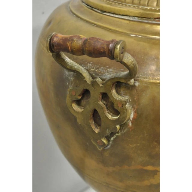 Late 19th Century Antique Middle Eastern Moroccan Giant Brass Bulbous Samovar With Handles For Sale - Image 5 of 14