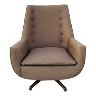 Vintage Castro Convertibles MCM Swivel High Back Lounge Chair For Sale