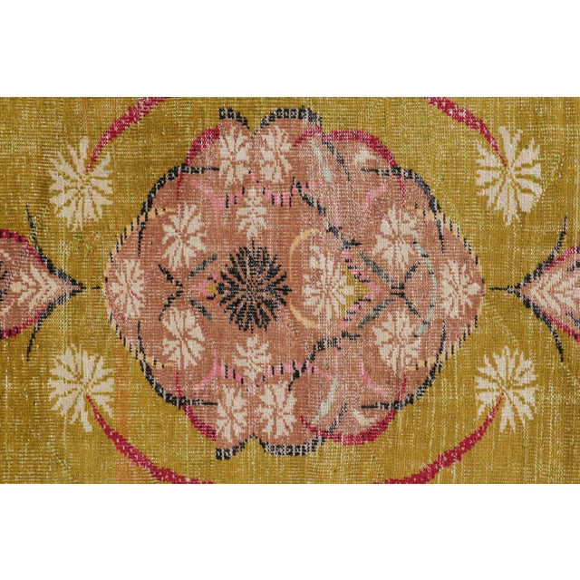 1960s Vintage Zeki Müren Rug in Chartreuse With Floral Medallion, From Rug & Kilim For Sale - Image 5 of 8