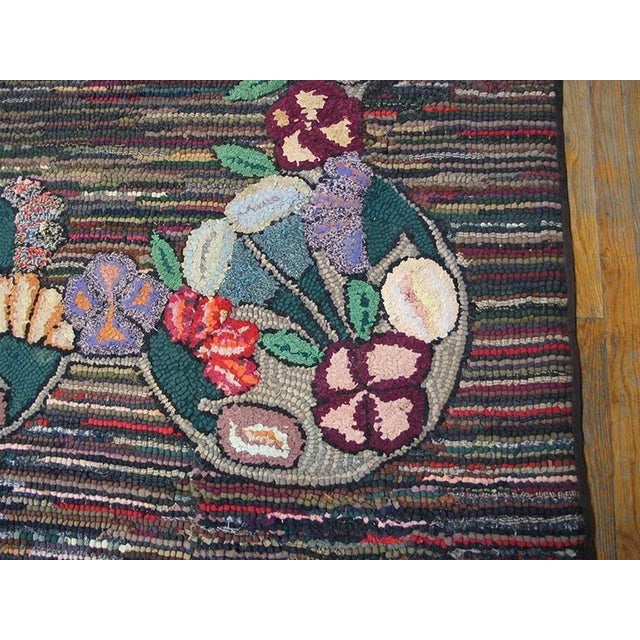 1920s Early 20th Century American Hooked Rug ( 9'1" x 12'3" - 277 x 373 ) For Sale - Image 5 of 5