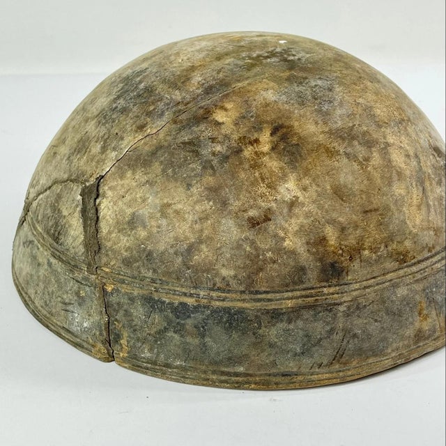 African Early 20th Century Nupe Wood Bowl with Indigenous Repair Nigeria For Sale - Image 3 of 9