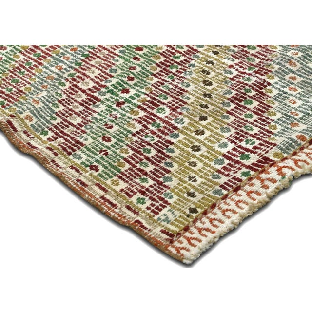 Traditional 1960s Turkish Kilim Rug For Sale - Image 3 of 7