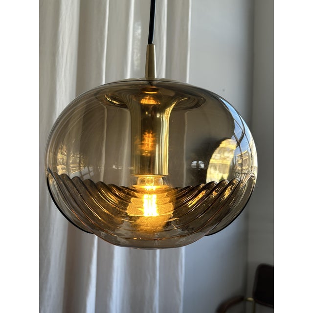 Mid-Century Modern Space Age Smoked Glass Futura Biomorphic Pendant by Koch & Lowy for Peill & Putzler, Germany, 1970s For Sale - Image 3 of 18