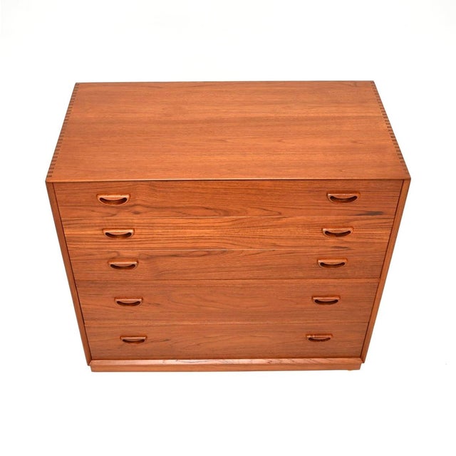 1960s Vintage Danish Teak Chest of Drawers by Peter Hvidt and Orla Molgaard Nielsen for Søborg Møbelfabrik, 1960s For Sale - Image 5 of 11