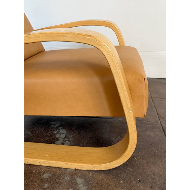 Vintage 1980's Alvar Aalto Artek 400 Tank Chair For Sale - Image 13 of 16