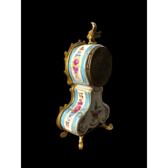 Mantel or Table Clock from Meissen, 19th Century For Sale - Image 5 of 12