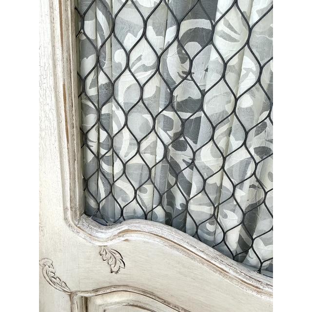 Wood Vintage Habersham Louis XV Bibliotheque For Sale - Image 7 of 13