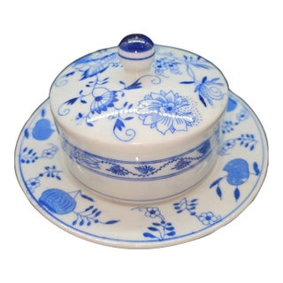 Vintage Hutchenreuther - Germany - Blue Onion Covered Butter Dish & Lid For Sale