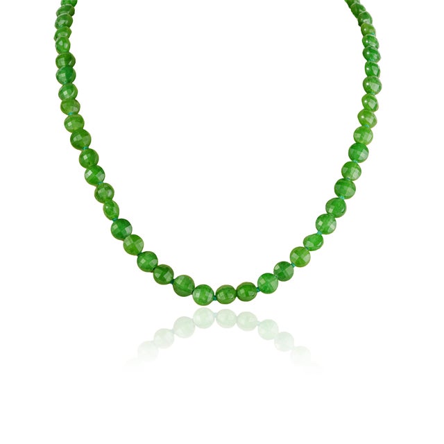 Early 21st Century Early 21st Century Style Artisan 131 Ct Vibrant Green Jade Round Beaded Strand Necklace, 17" For Sale - Image 5 of 15