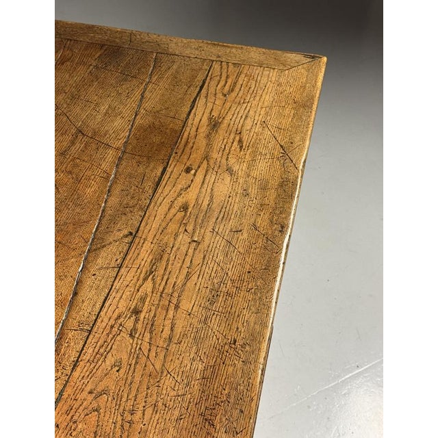English Extendable Table, 1700 For Sale - Image 11 of 18