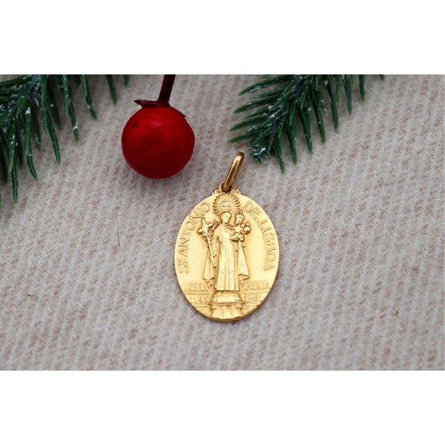 19.2k Gold Saint Anthony of Lisbon Pendant For Sale - Image 5 of 7