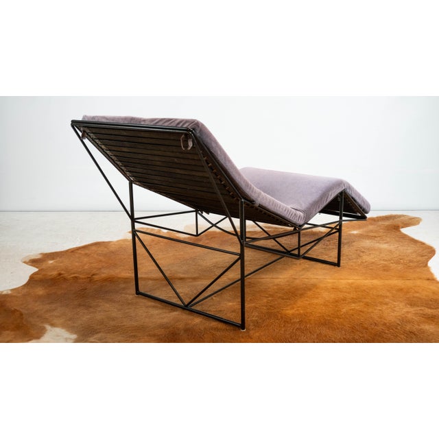 Purple 1980s Attributed to Paolo Passerini Chaise Lounge for Uvet Dimensione For Sale - Image 8 of 18