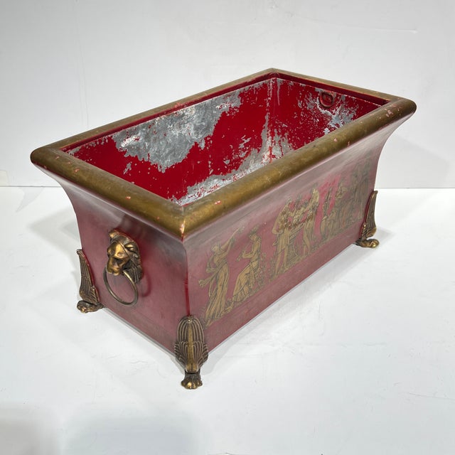 1960s Pair Vintage Greek / Roman Neoclassical Red Painted Tole and Bronze Jardinieres For Sale - Image 5 of 12