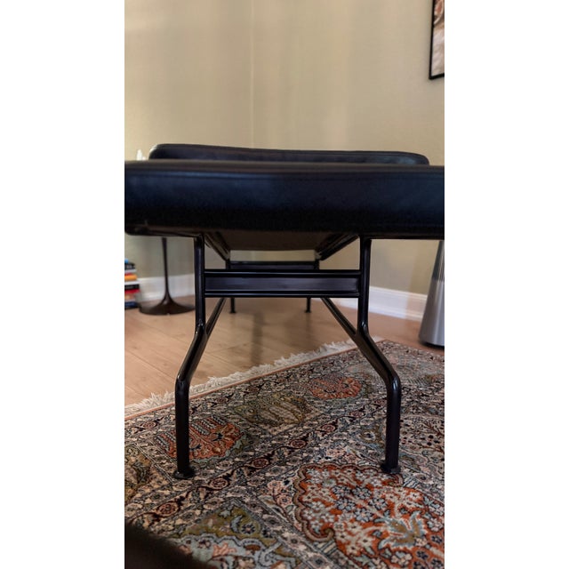ES 106 Soft Pad Chaise Lounge in Black Leather by Charles and Ray Eames for Vitra, 1990s For Sale - Image 14 of 16