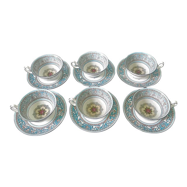Vintage Wedgwood Florentine Pattern Tea Cup and Saucer Set - Set of 6 For Sale