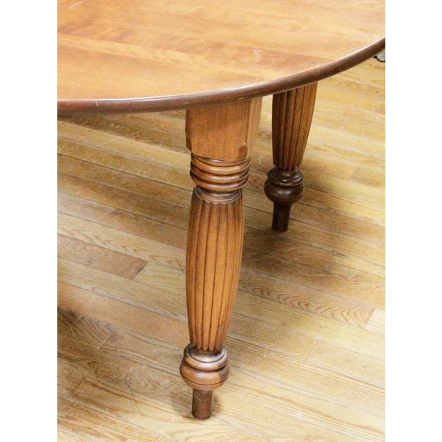 French 1950s French-Style Round Dining or Kitchen Table With Leaves Lightwood For Sale - Image 3 of 4