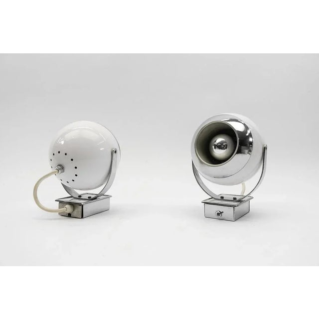 1970s Space Age Ball Wall Lamps in White and Chrome, 1970s, Set of 2 For Sale - Image 5 of 12