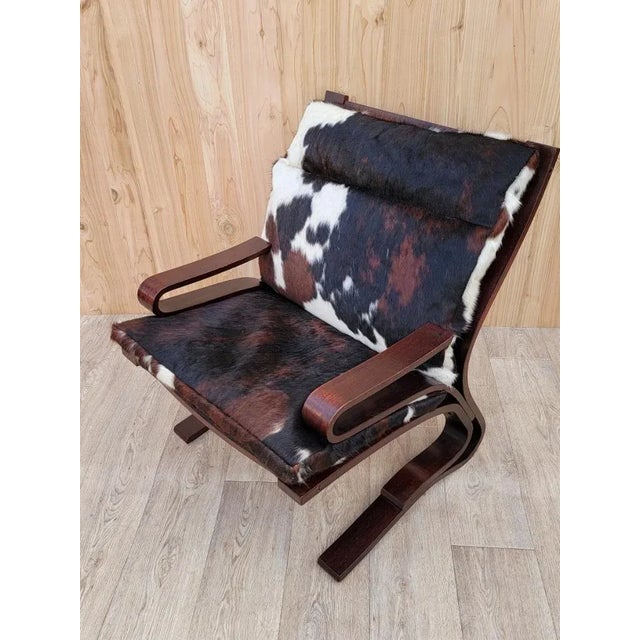 Mid-Century Modern Mid Century Modern Danish Rosewood Siesta Chair by Ingmar Relling Newly Reupholstered in Cowhide For Sale - Image 3 of 9