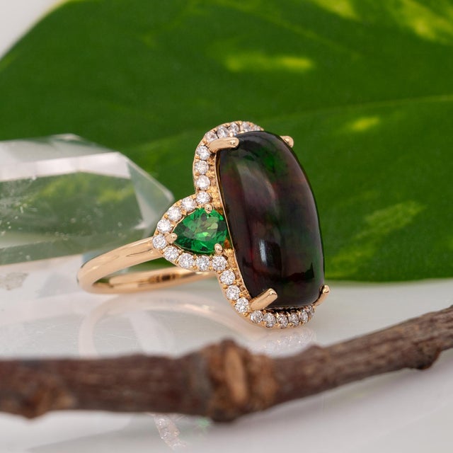 4.7cts Ethiopian Black Opal Ring With Natural Diamonds Accents: Solid 14k Gold, Size 6.75 For Sale In Columbus - Image 6 of 11