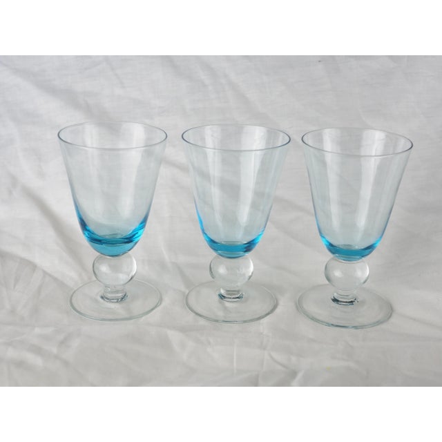 Bright and elegant, these retro glasses keep a modern spirit and will fit in most interiors. 70s / 80s. 5.1" high 3.1"...