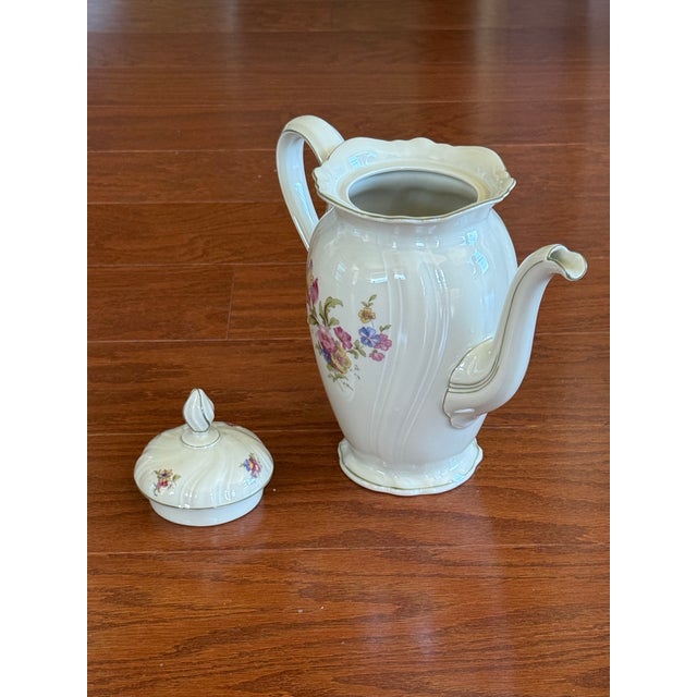 1940's Elfenbein Rosenthal Kronach Viktoria Lombul Gold Trim German Porcelain Large Coffee / Tea Pot Pitcher For Sale - Image 12 of 12