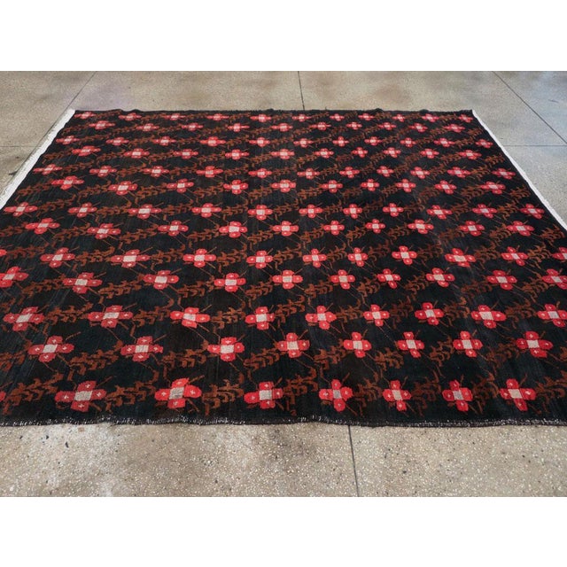 Galerie Shabab Collection Mid-20th Century Turkish Anatolian Carpet For Sale - Image 4 of 8