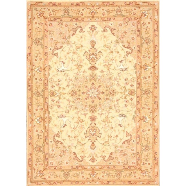 Middle Eastern Rug in Wool For Sale - Image 11 of 11