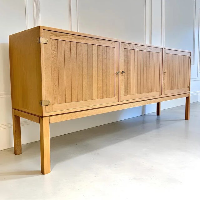 Mid-Century Modern Sideboard in Oak with Brass Fittings attributed to Kurt Ostervig for A/S Randers, Denmark, 1960s For Sale - Image 9 of 18