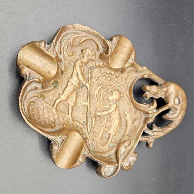 Art Nouveau Ashtray in Bronze, 1890s For Sale - Image 3 of 5