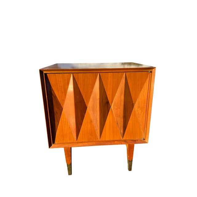 Rare Mid Century Modern Albert Parvin Gio Ponti Style Nightstand Sculpted Design Single nightstand Stunning design! Brass...