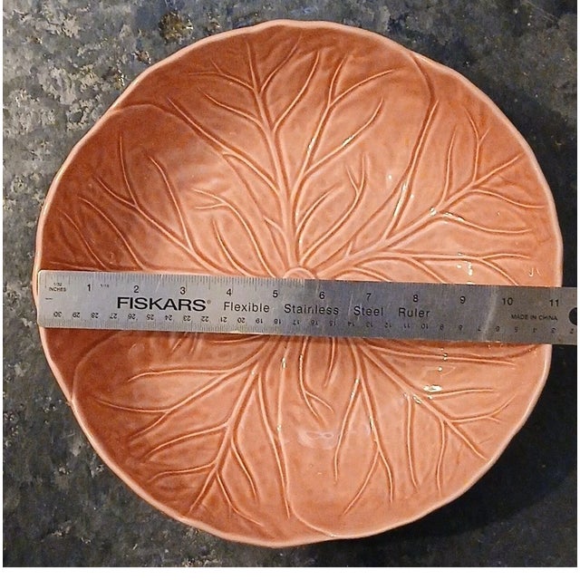 Bordallo Pinheiro Vintage Bordallo Pinheiro Majolica Pink Cabbage Leaf 11" Serving Bowl For Sale - Image 4 of 4