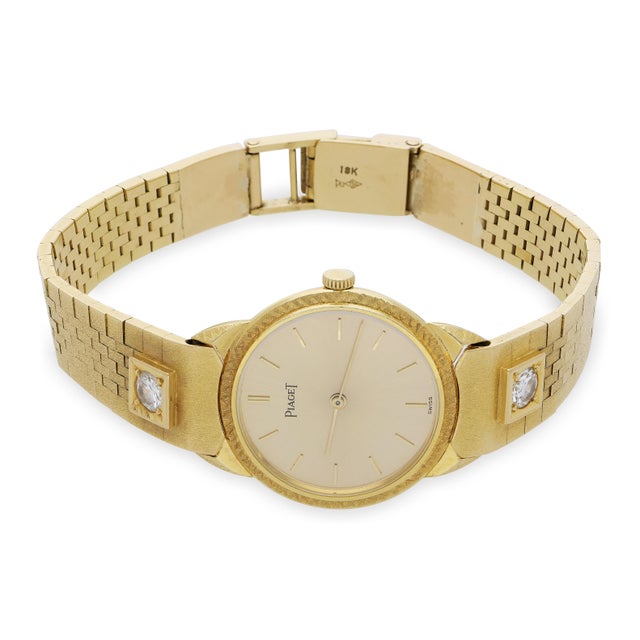 Metal Vintage Piaget 924 24mm 18k Gold Diamond Champagne Dial Watch For Sale - Image 7 of 9