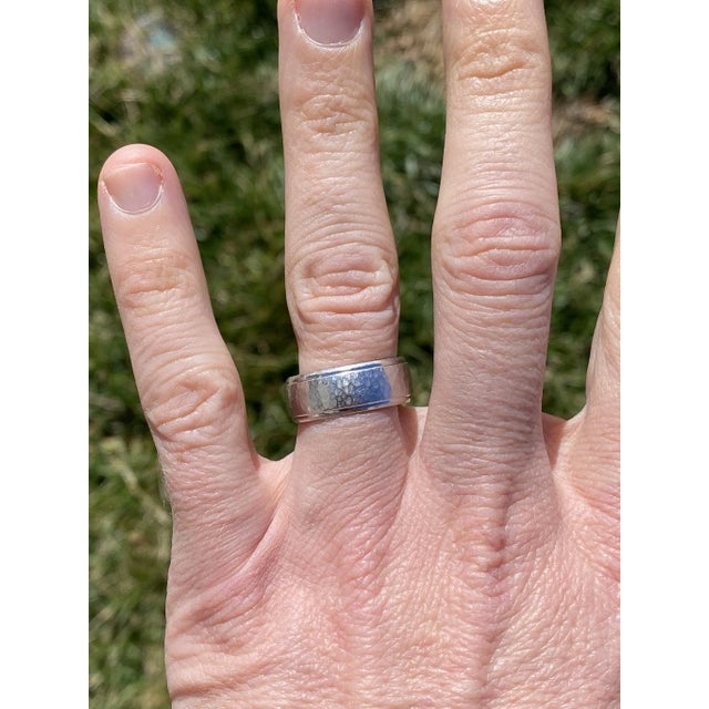 The Grayland: Gentlemen's Contemporary Hammered Platinum Wedding Band For Sale - Image 4 of 6