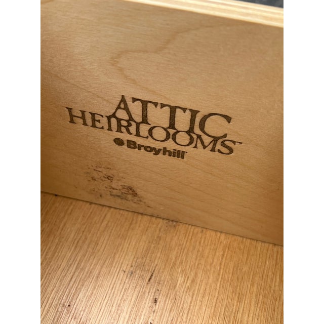 Broyhill Attic Heirlooms Fatmhouse Oak Bookshelf For Sale - Image 9 of 10