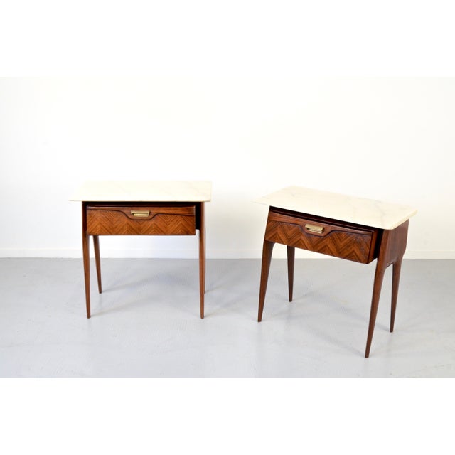 Contemporary Italian Walnut and Carrara Marble Nightstands, 1960s, Set of 2 For Sale - Image 3 of 13
