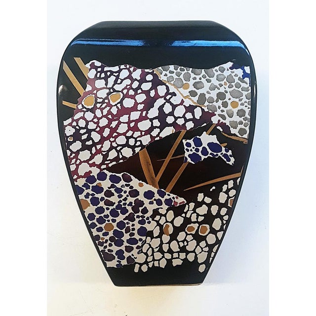 GS GERMANY Object: vase Age: approx. 1960 years Color/Material: Black, multicolored / ceramic Mass: Height: 20cm Diameter:...