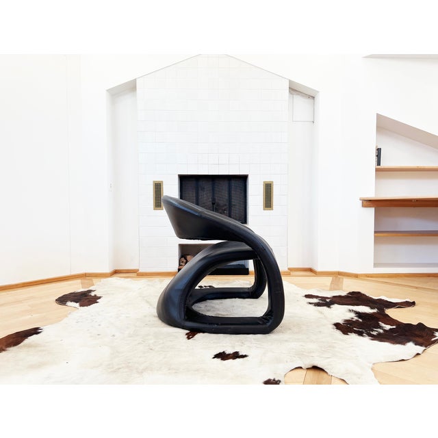 1980s Post Modern Sculptural Lounge Chair MCM For Sale - Image 9 of 16