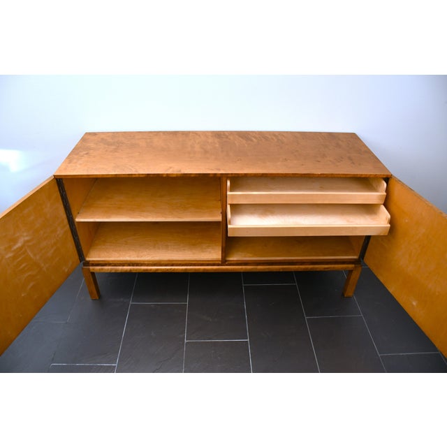 Rare Swedish Grace Flamed Birch and Macassar Sideboard by Svenska Möbelfabrikerna SMF, late 1920s For Sale - Image 6 of 9