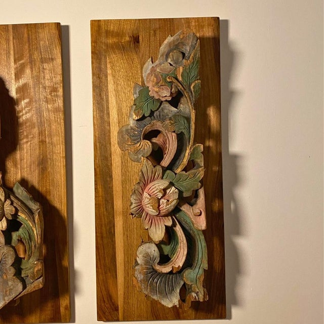 c.1920 Chinese Carved Polychrome Openwork Architectural Panels – Pair For Sale - Image 6 of 11