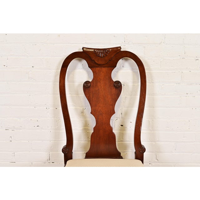 1980s Baker Furniture Georgian Carved Mahogany Dining Chairs, Set of Four For Sale - Image 5 of 12