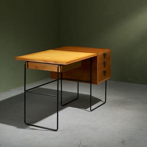Duo-Tone Writing Desk by Taichiro Nakai for La Permanente Mobili Cantù, 1955 For Sale - Image 5 of 14