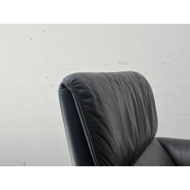 DS-2011 Black Leather Lounge Chair from De Sede, Switzerland, 1980s For Sale - Image 13 of 18