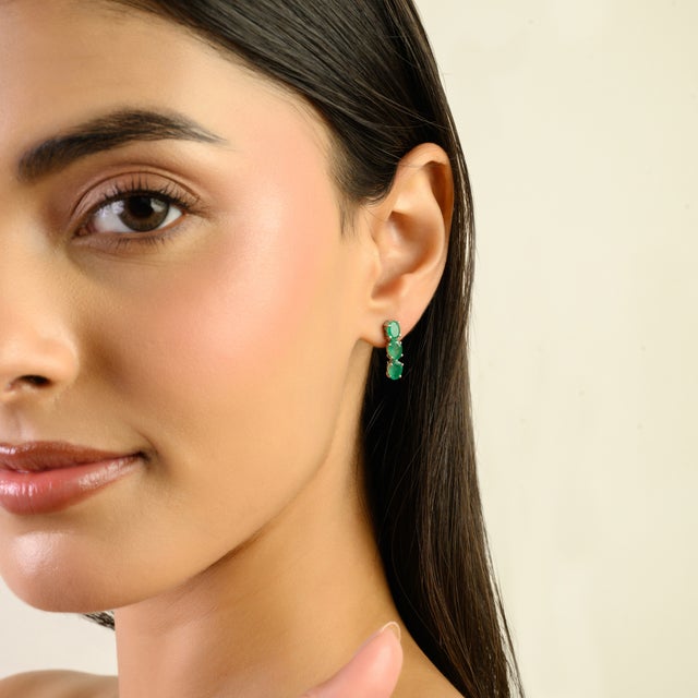 A Pair Estate Emerald Triple-Drop Silver Earrings- 2.43 CTW Vintage Fine Jewelry by Carat and Her For Sale - Image 6 of 10