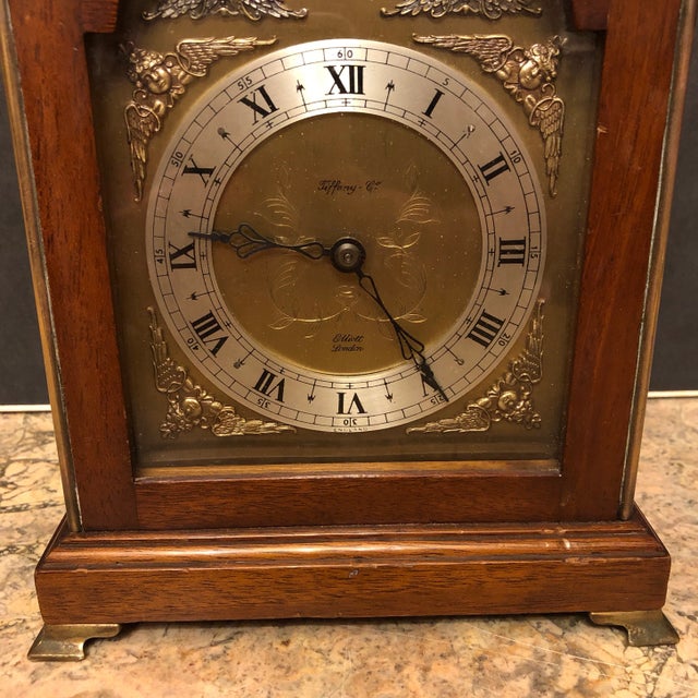 English Mid 20th Century Tiffany & Company Georgian Mahogany Bracket Clock For Sale - Image 3 of 8