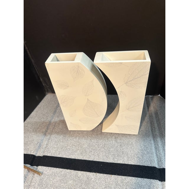 1980s Pair Large Geometric Postmodern Vases With Leaf Design For Sale In Fayetteville, AR - Image 6 of 6