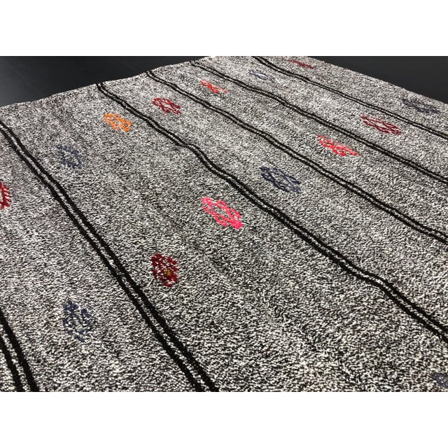 Greige 1960s Vintage Turkish Striped Design Handmade Wool Kilim Area Rug - 5′6″ × 6′6″ For Sale - Image 8 of 11