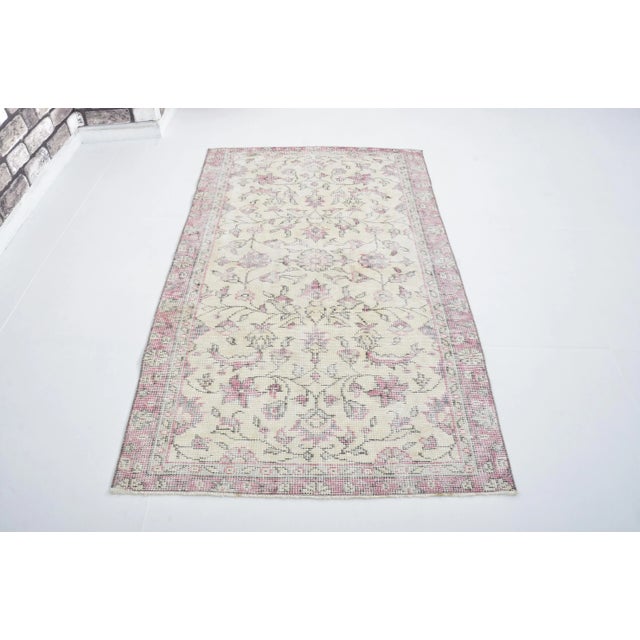 Floral Patterned Oushak Wool Rug For Sale - Image 11 of 11